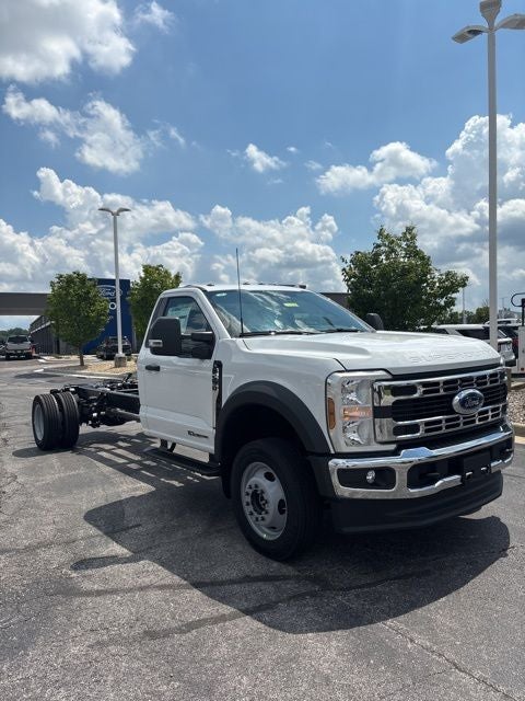 2025 Ford F-550